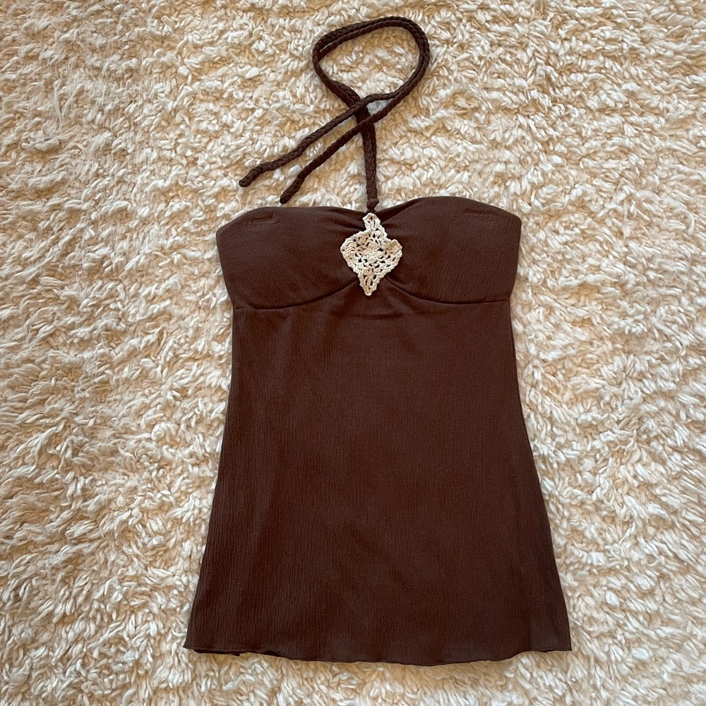 🎯 3 for $15: Brown halter top with ivory design size medium